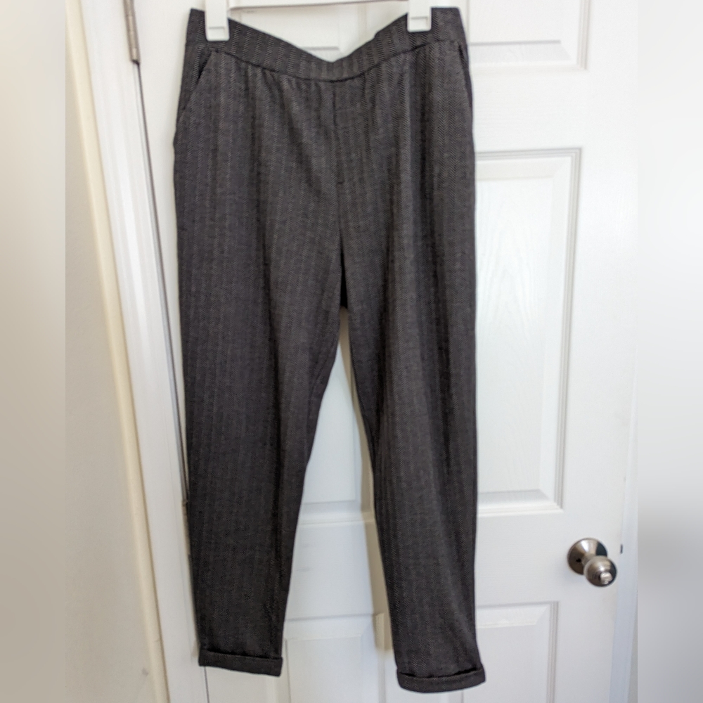 Soft Cotton Blend Tapered leg pants